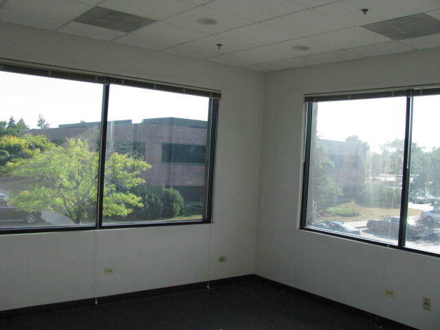 More Photos Of 1737 S Naperville Rd, Wheaton Office For Sale