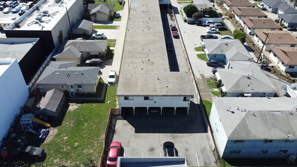 More Photos Of , Paramount Multifamily For Sale