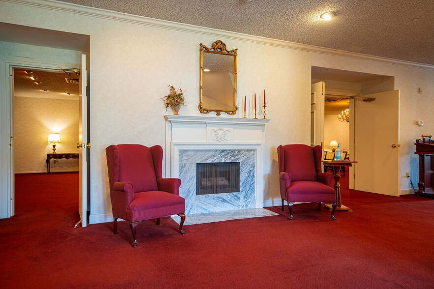 More Photos Of 2990 Bethel Rd, Columbus Funeral Home For Sale