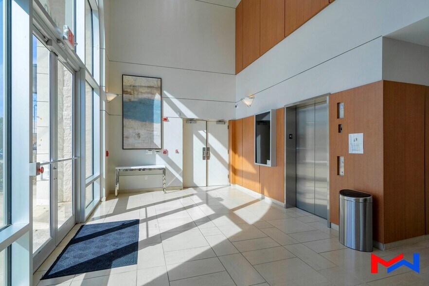 More Photos Of 1449 Highway 6, Sugar Land Office For Lease