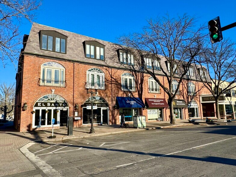 Primary Photo Of 970 Farmington Ave, West Hartford Office For Lease