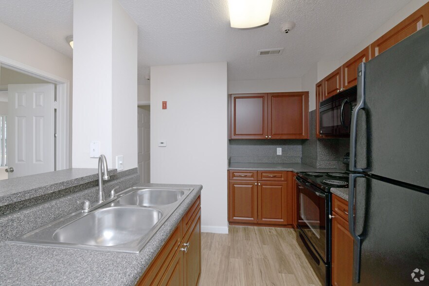 More Photos Of 100 Elena St, Cranston Apartments For Sale