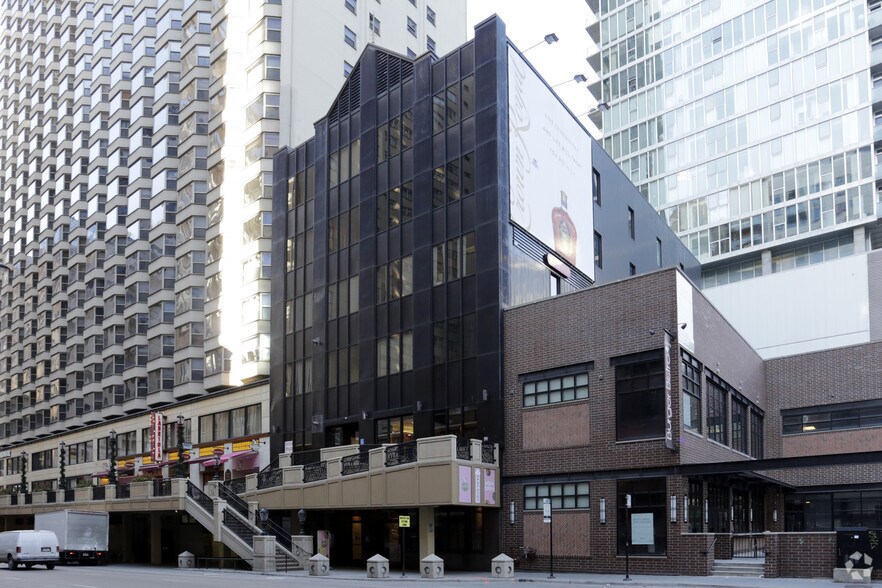 Primary Photo Of 160 E Grand Ave, Chicago Office For Lease