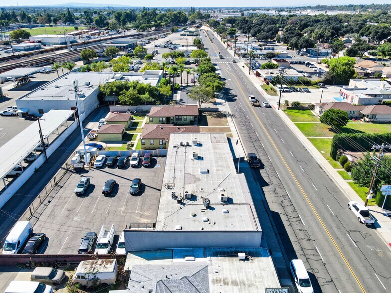 More Photos Of 1532-1538 W Commonwealth Ave, Fullerton Storefront Retail Residential For Lease