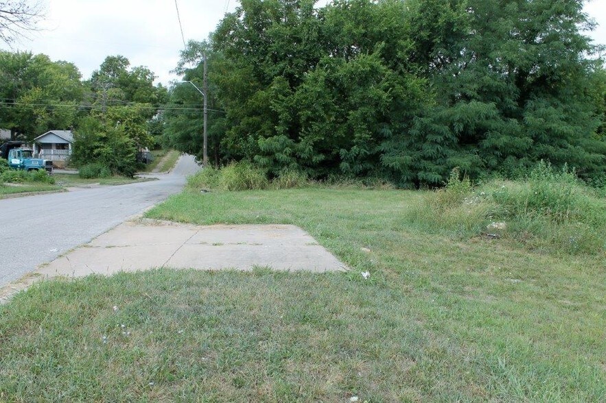 More Photos Of 5130 Prospect Ave, Kansas City Land For Lease