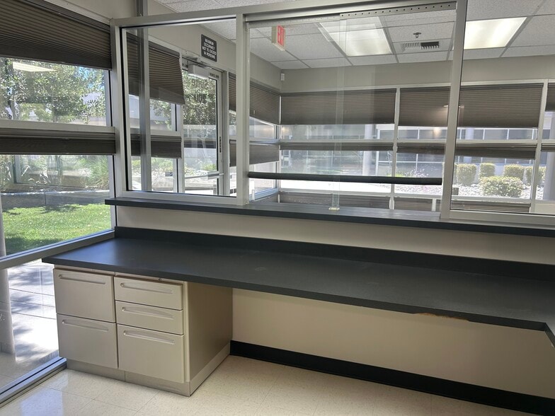More Photos Of 6001 Truxtun Ave, Bakersfield Medical For Lease