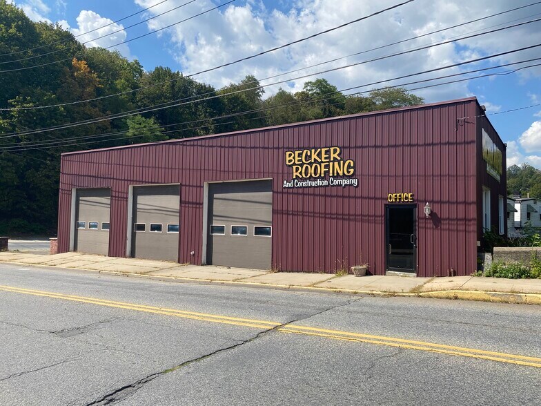 Primary Photo Of 600 N Centre St, Pottsville Industrial For Sale