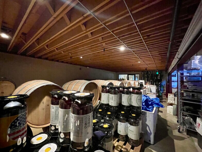 More Photos Of 2246 Larimer St, Denver Storefront For Lease