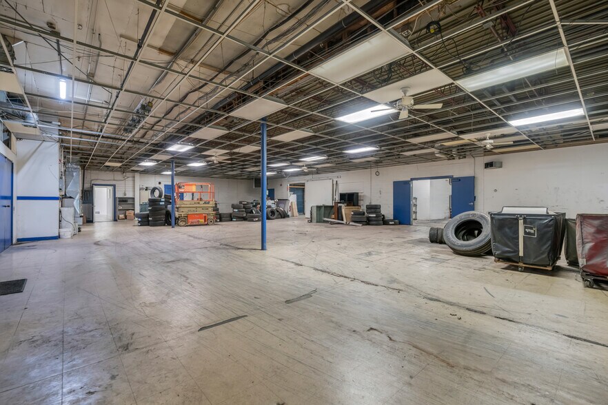 More Photos Of 38 Rainbow Ln, Sanford Warehouse For Sale