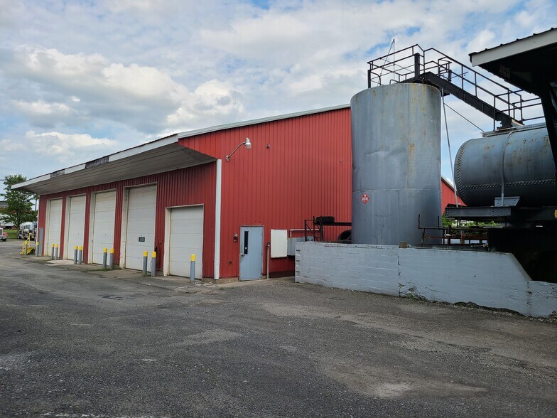 More Photos Of 318 N Elmer Ave, Sayre Unknown For Lease