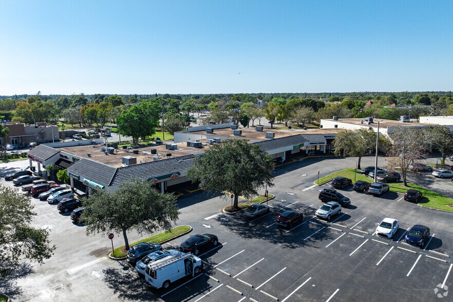 More Photos Of 4851-5038 Golden Gate Pky, Naples General Retail For Lease