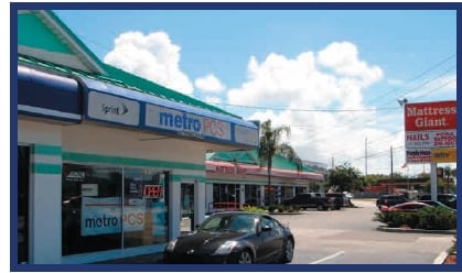 More Photos Of 3801-3805 Tyrone Blvd, Saint Petersburg General Retail For Lease