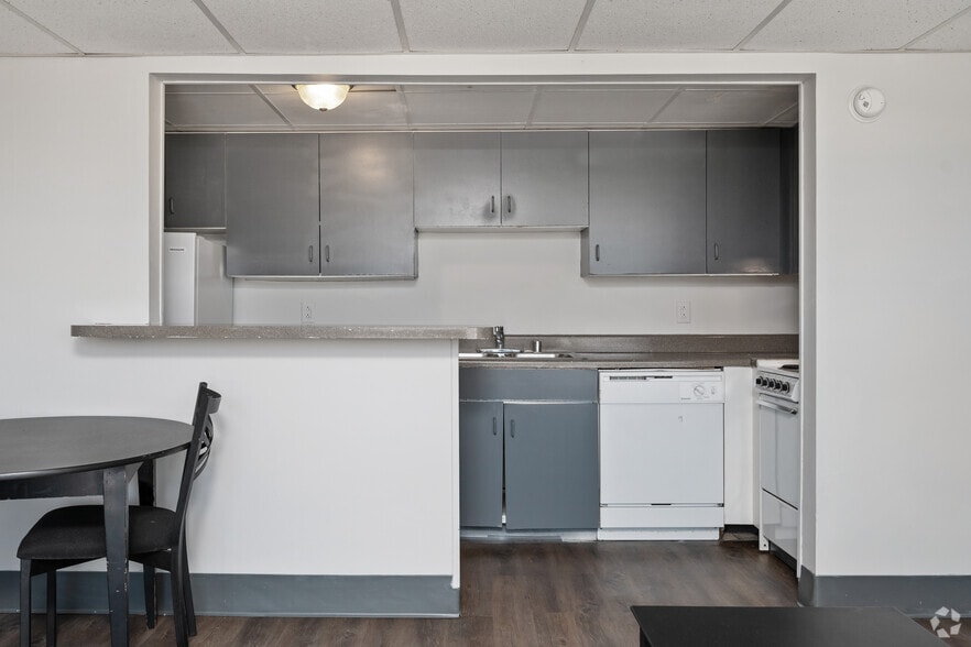 More Photos Of 951 18th St S, Birmingham Apartments For Lease
