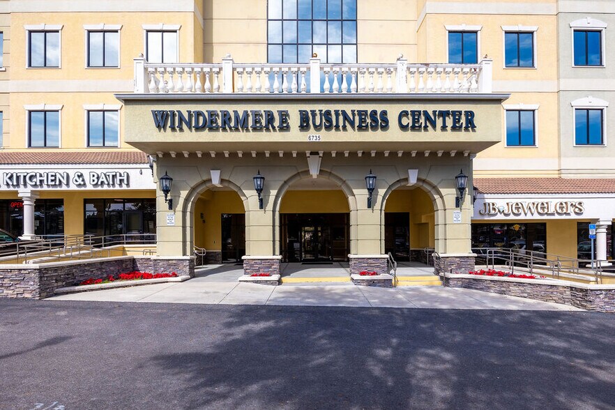 Primary Photo Of 6735 Conroy Windermere Rd, Orlando Medical For Lease