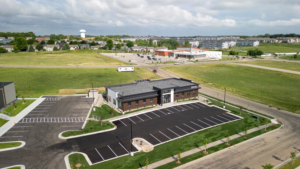 More Photos Of 3671 Sarah Pl NW, Rochester Office For Lease