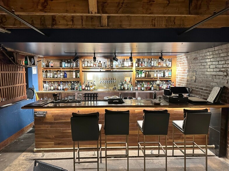 More Photos Of 121 E Sheridan Ave, Oklahoma City Restaurant For Lease