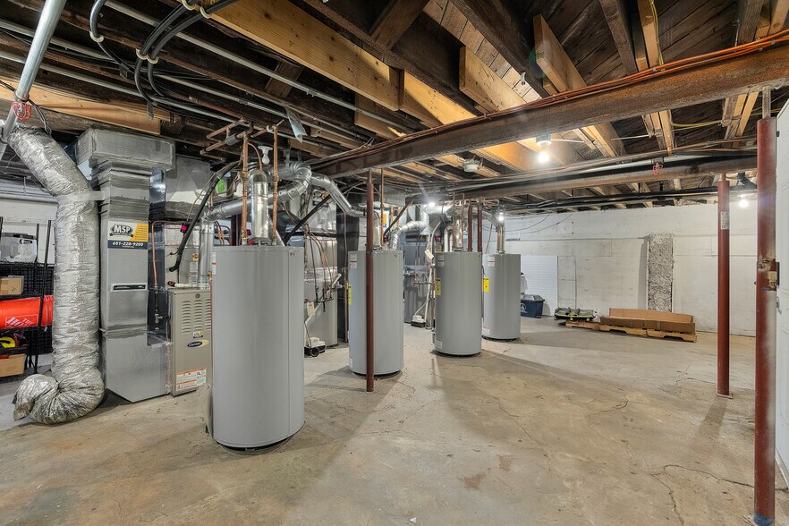 More Photos Of 2420 4th Ave S, Minneapolis Apartments For Sale