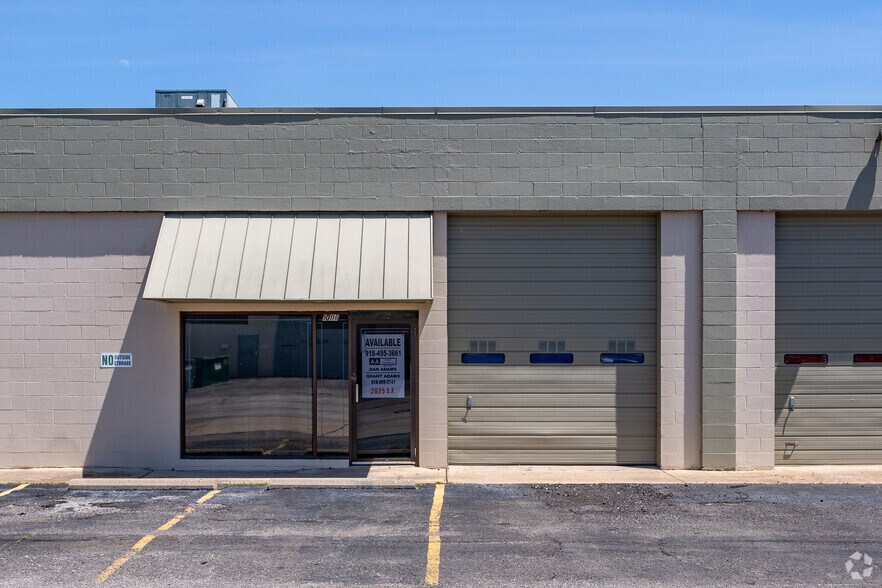 More Photos Of 5421-5425 S 101st East Ave, Tulsa Unknown For Lease