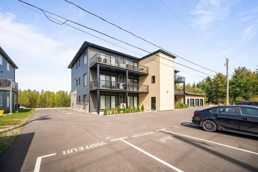 More Photos Of 13575 Rue Du Médoc, Mirabel Apartments For Sale