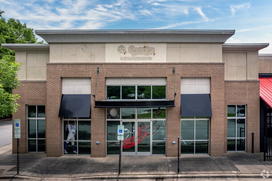 More Photos Of 2043-2049 Catawba Valley Blvd SE, Hickory Restaurant For Lease