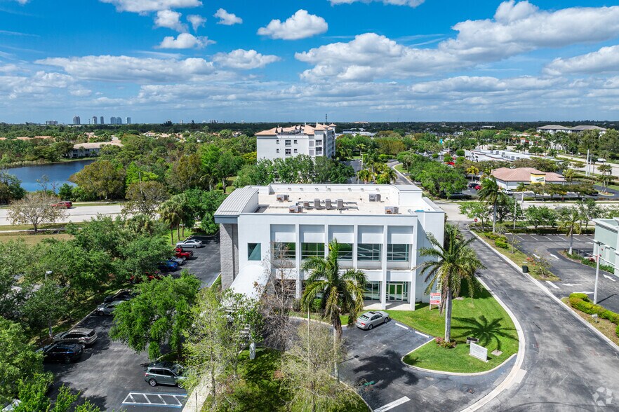 More Photos Of 3291 Woods Edge Pky, Bonita Springs Medical For Sale