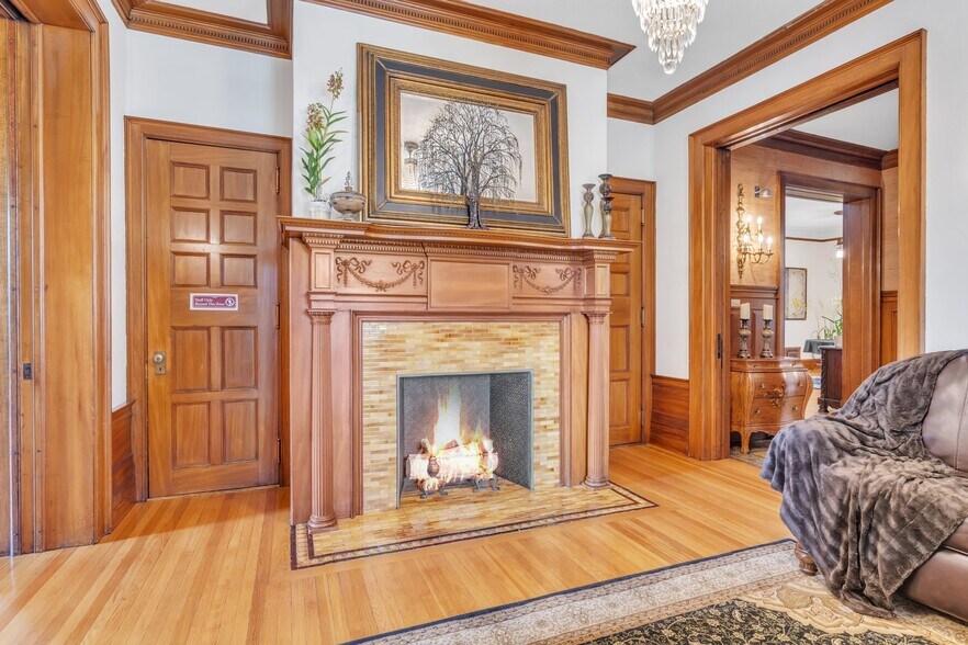 More Photos Of 270 Maple St, Springfield Hospitality For Sale