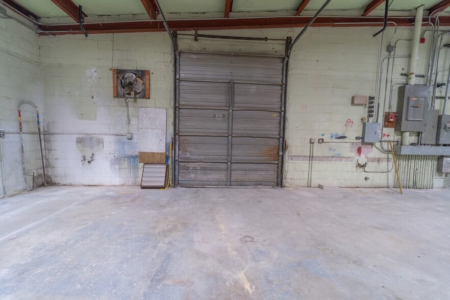 More Photos Of 1002 Walton Way, Augusta Research And Development For Sale