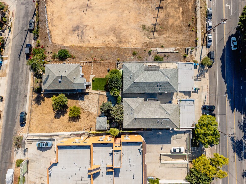 More Photos Of 6011 Pine Crest Dr, Los Angeles Multifamily For Sale