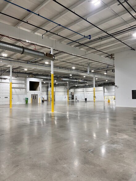 More Photos Of 941-953 Esther Ln, Murfreesboro Warehouse For Lease