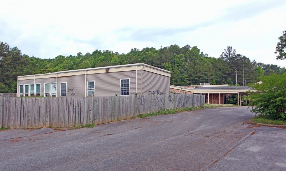 More Photos Of 5736 Coleman Lake Rd, McCalla Assisted Living For Sale