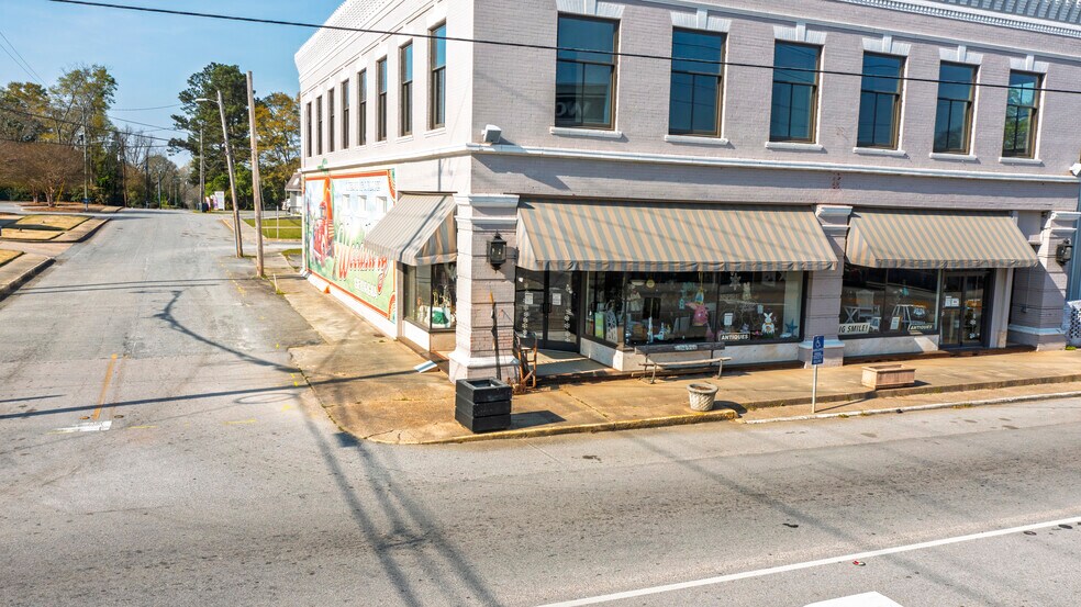 More Photos Of 18109 Main St, Woodbury Storefront Retail Office For Sale