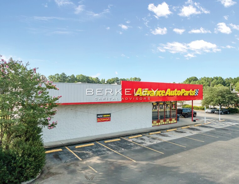 More Photos Of 1437 S Pollock St, Smithfield Freestanding For Sale