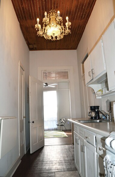 More Photos Of 522 N 7th Ave, Pensacola Multifamily For Sale