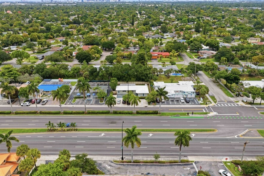 Primary Photo Of 940 State Road 7, Fort Lauderdale Office For Sale