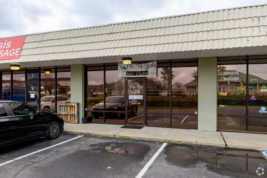 More Photos Of 1209 Airport Rd, Destin General Retail For Lease