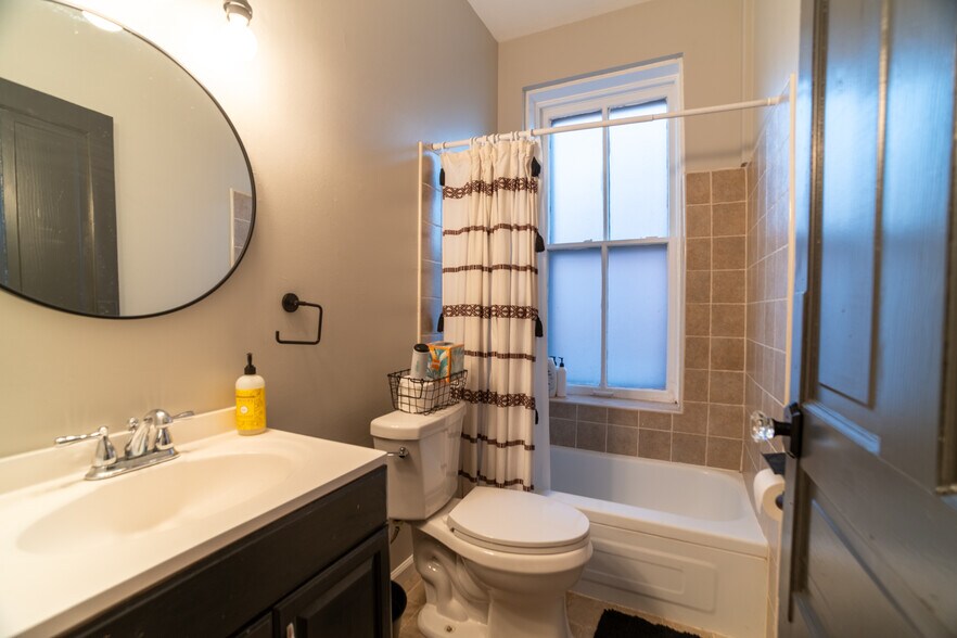 More Photos Of 1701 S 9th St, Saint Louis Multifamily For Sale