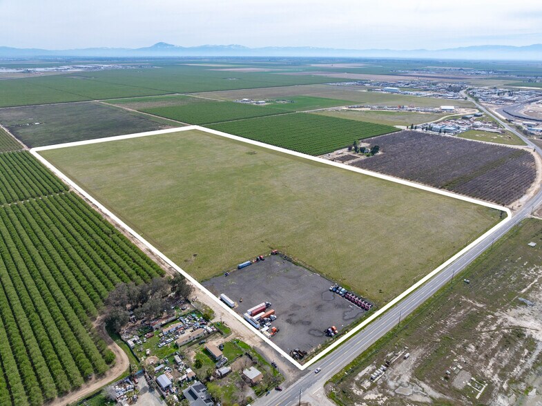 More Photos Of 0 Beech Ave Ave, Shafter Land For Sale