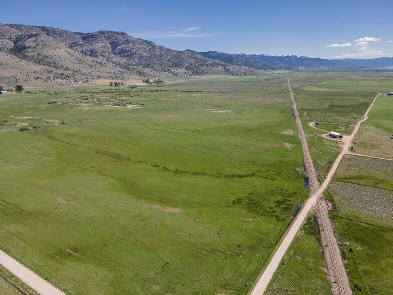 More Photos Of 15682 Highway 395, Lakeview Land For Sale