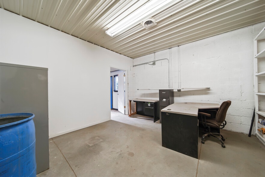 More Photos Of 105 S Ortonville Rd, Ortonville Freestanding For Sale