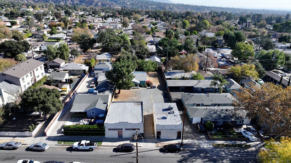More Photos Of 1736-1740 N Sierra Bonita Ave, Pasadena Office Residential For Sale