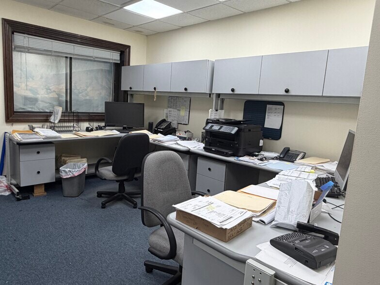 More Photos Of 14-07 113th St, College Point Research And Development For Sale