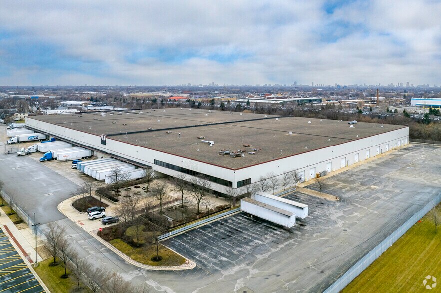 More Photos Of 1401 N Cicero Ave, Chicago Manufacturing For Lease