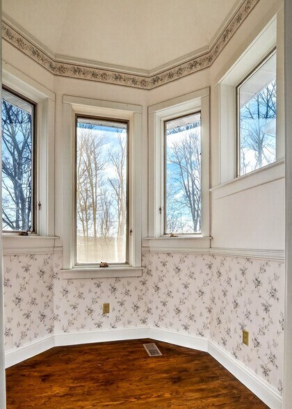 More Photos Of 6211 Rocky Point Rd, Cookeville Specialty For Sale