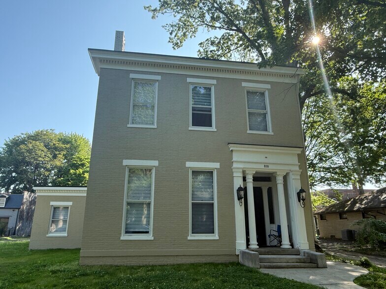 Primary Photo Of 810 SE 1st St, Evansville Apartments For Sale