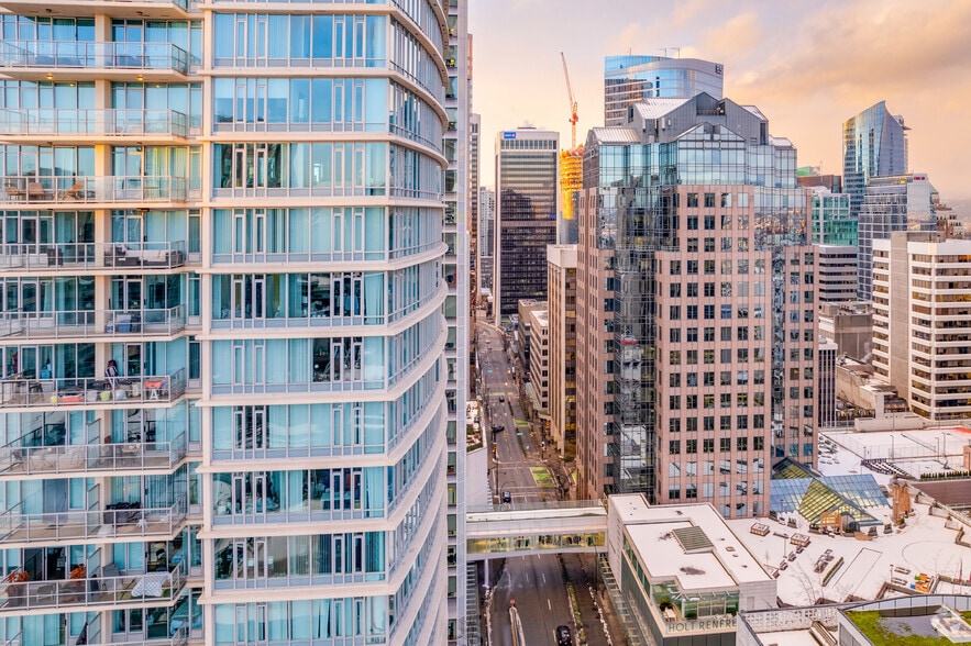 More Photos Of 595 Howe St, Vancouver Office For Lease