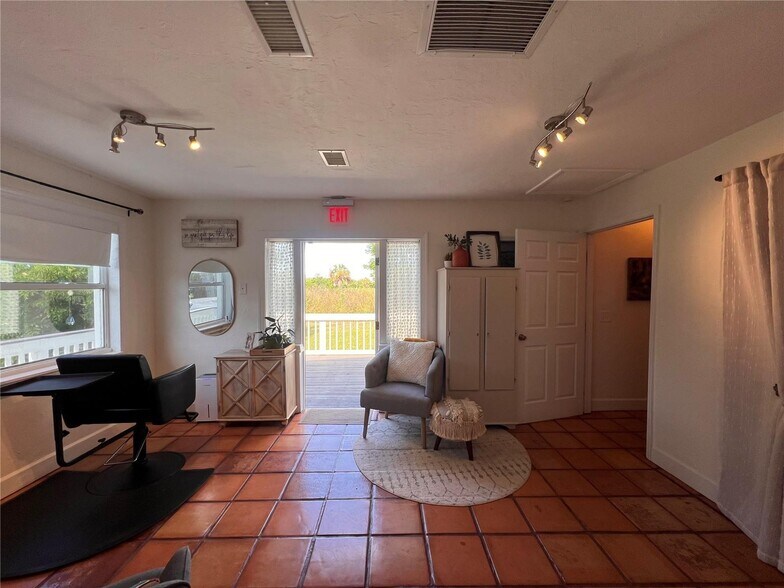 More Photos Of 180 Rio Villa Rd, Punta Gorda Freestanding For Sale
