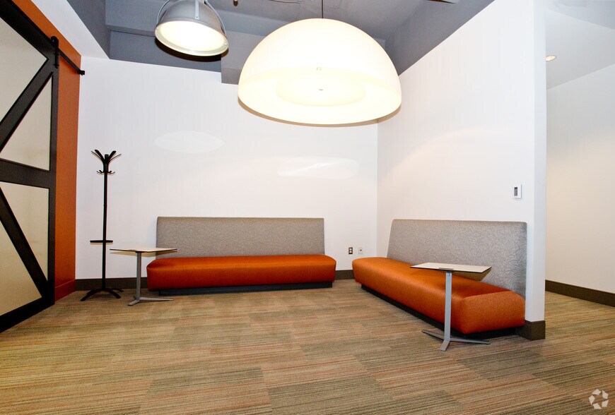 Photo of Lbby Floor Ste 100 - Spec Suite