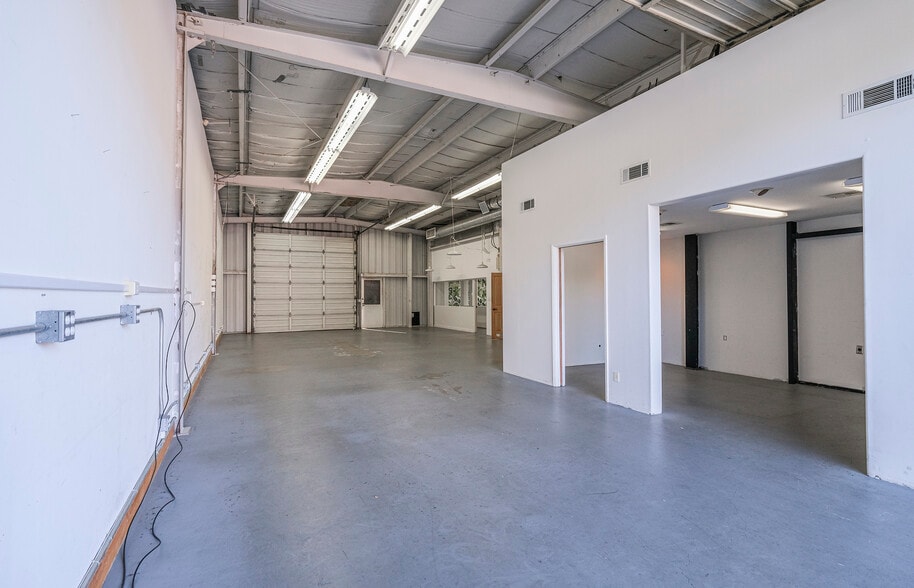 More Photos Of 3030 State St, Santa Barbara Industrial For Lease