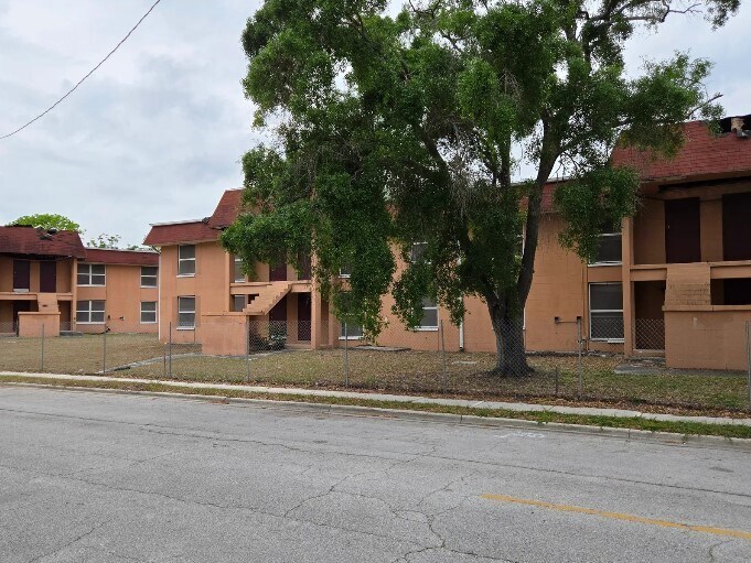 More Photos Of 1605 N Waters Ct, Tampa Land For Sale