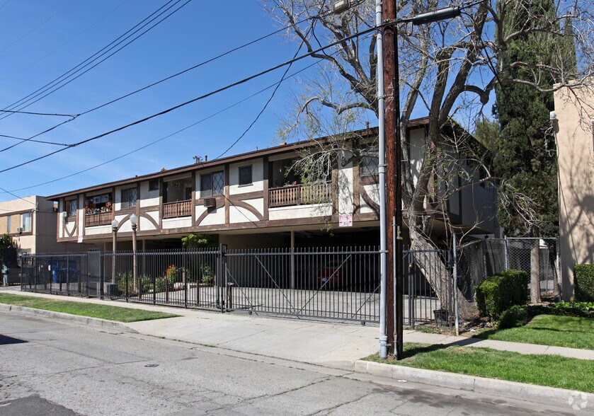 More Photos Of 18350 Napa St, Northridge Apartments For Sale